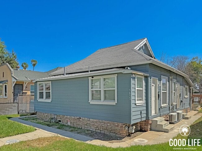 property at 3472 Brockton Ave