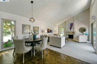 3350 Fir Ave in Alameda, CA - Building Photo