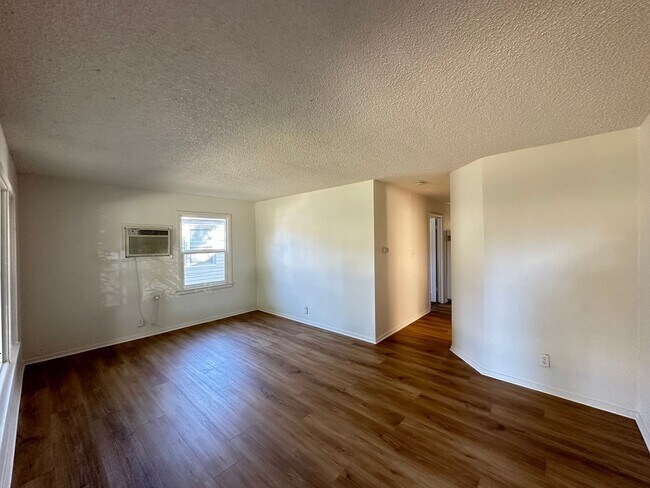 531 Chaparral Way in West Sacramento, CA - Building Photo - Building Photo