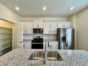 16126 Mountain Flax Dr in Monument, CO - Building Photo - Building Photo
