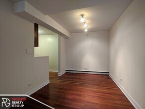 630 W Wrightwood Ave, Unit 625-102 in Chicago, IL - Building Photo - Building Photo