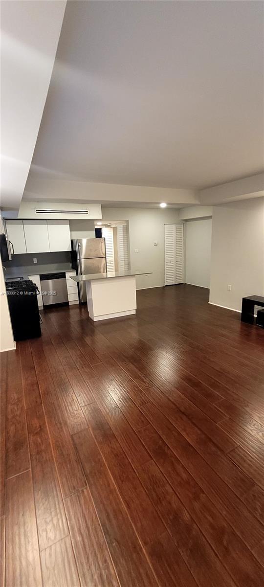 property at 7333 Dickens Ave