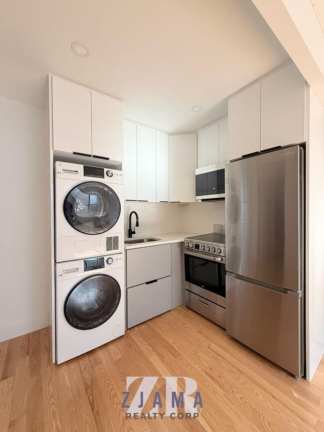 property at 90 E 18th St