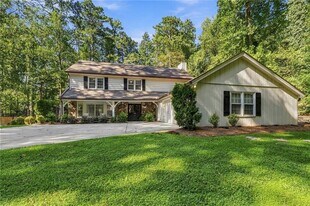 510 Dalrymple Rd in Atlanta, GA - Building Photo