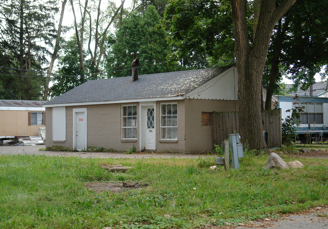 Mobile Home Manor in East Lansing, MI - Foto de edificio - Building Photo