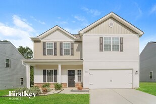 8317 Kneller St in Charlotte, NC - Building Photo