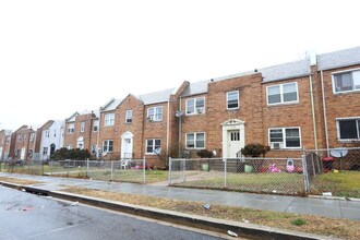 1234 Meigs Pl NE in Washington, DC - Foto de edificio - Building Photo
