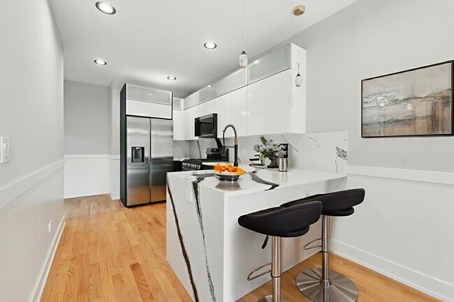 6327 S Langley Ave in Chicago, IL - Building Photo - Building Photo