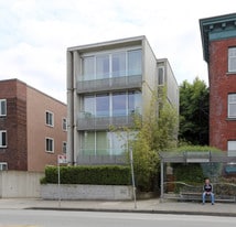 Vue at Kits in Vancouver, BC - Building Photo