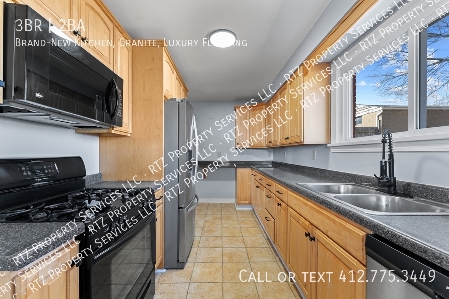 2904 H St in McKeesport, PA - Foto de edificio