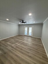 4004 Scruggs Dr in North Richland Hills, TX - Foto de edificio - Building Photo