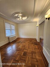 164 Cromwell Ave in Staten Island, NY - Foto de edificio - Building Photo