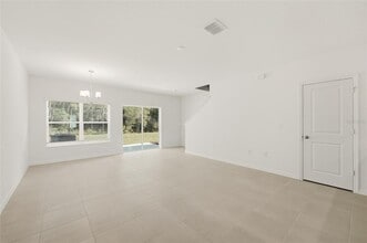 16607 Luminary Lp in Clermont, FL - Building Photo - Building Photo