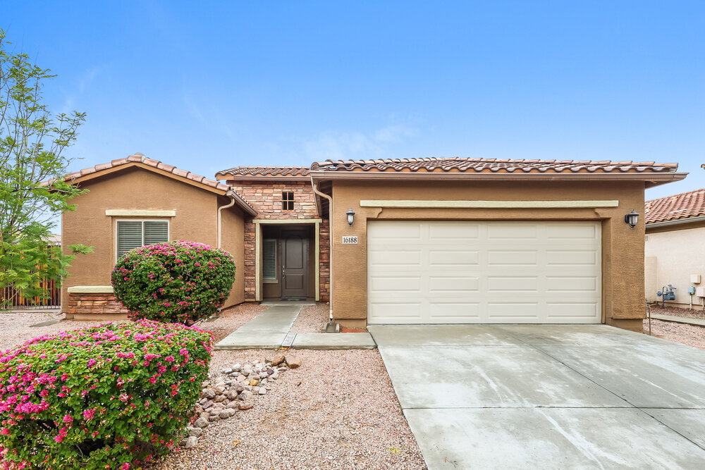 16188 W Desert Mirage Dr in Surprise, AZ - Building Photo