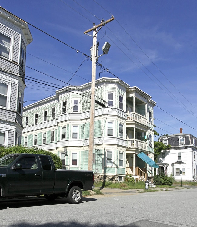 40 Central St in Haverhill, MA - Foto de edificio - Building Photo