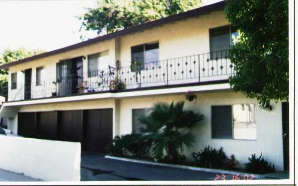 1898 Temple Ave in Long Beach, CA - Building Photo