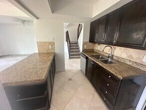 7200 NW 2nd Ave in Boca Raton, FL - Building Photo - Building Photo