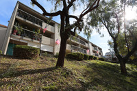 2490 S Ola Vis in San Clemente, CA - Foto de edificio - Building Photo