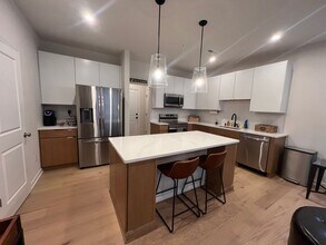 1900 Roseneath Rd in Richmond, VA - Building Photo - Building Photo