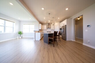 14306 Acer Ave in Rosemount, MN - Building Photo - Building Photo