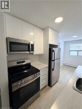 15 Kappele Cir in Stratford, ON - Building Photo - Building Photo