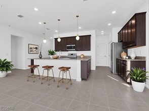 2032 NW 32nd Ct in Cape Coral, FL - Building Photo - Building Photo