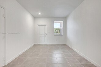 12921 NW 24th Ave in Miami, FL - Building Photo - Building Photo