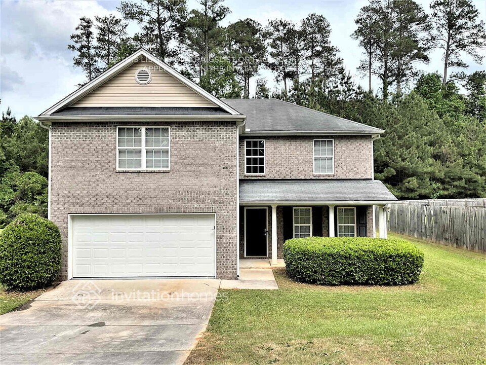 680 Willow Bend Dr in Jonesboro, GA - Building Photo