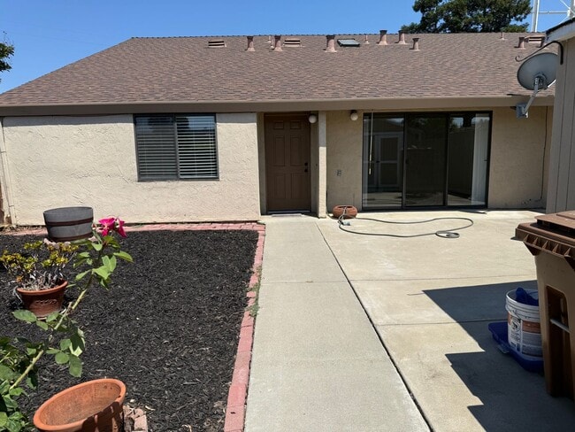 property at 916 Villa Terrace