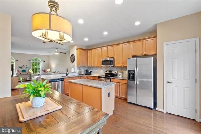 13964 Cannondale Way in Gainesville, VA - Building Photo - Building Photo