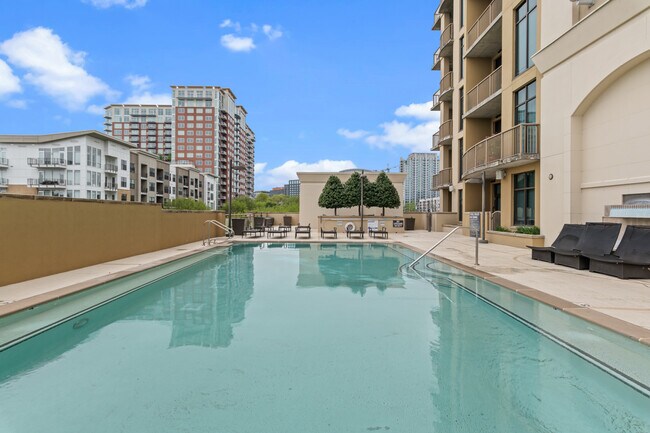 property at 1510 Demonbreun St