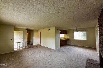 2320 Norwic Pl in Altadena, CA - Building Photo - Building Photo