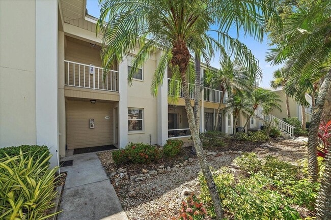 property at 425 Cerromar Terrace