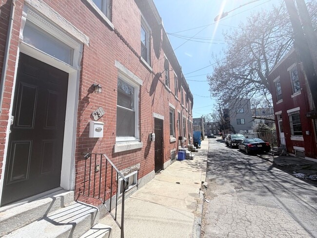851 N Palm St in Philadelphia, PA - Building Photo - Building Photo