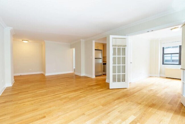 45 Park Ave in New York, NY - Building Photo - Building Photo