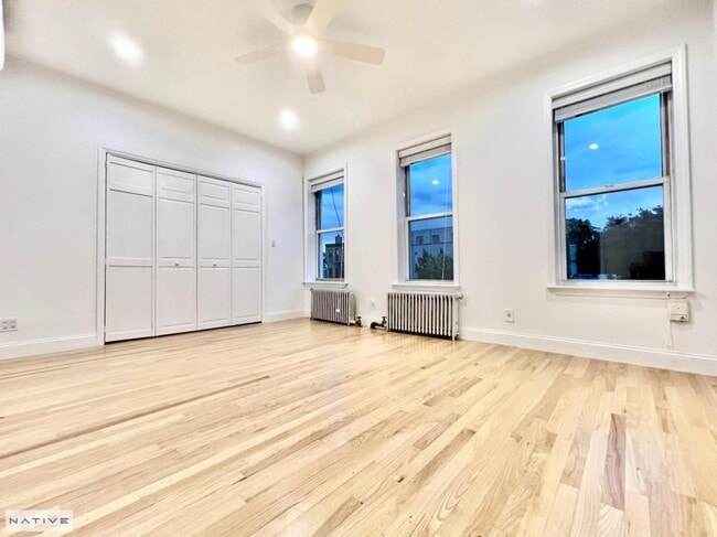 property at 669 Manhattan Ave
