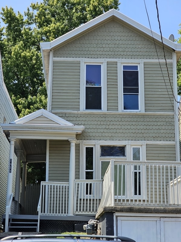 property at 1611 Garrard St