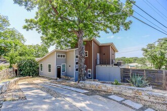 1161 Ridgeway Dr in Austin, TX - Building Photo - Building Photo