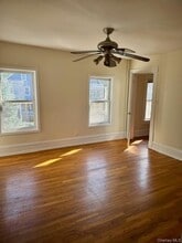 53 Bayside Ave in Oyster Bay, NY - Building Photo - Building Photo
