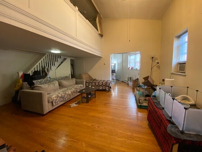 2 Symphony Rd, Unit 2 in Boston, MA - Foto de edificio - Building Photo