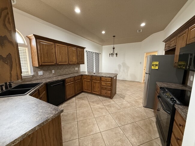 5901 101st St in Lubbock, TX - Building Photo - Building Photo