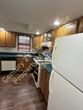 197 Crown Pointe Dr in East York, PA - Building Photo - Building Photo