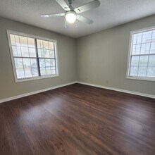 1745 Poplar St in Valdosta, GA - Building Photo - Building Photo