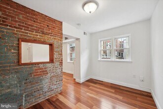 910 Fitzwater St in Philadelphia, PA - Building Photo - Building Photo