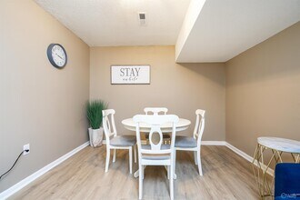 13115 Chaney Thompson Rd SE in Huntsville, AL - Building Photo - Building Photo