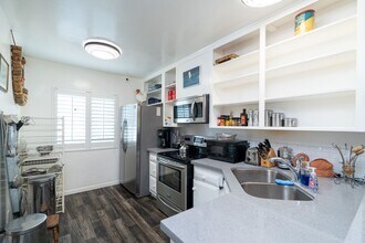 315 N Louise St in Glendale, CA - Building Photo - Building Photo