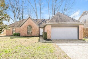 6719 Canna Hill Dr in Bartlett, TN - Building Photo