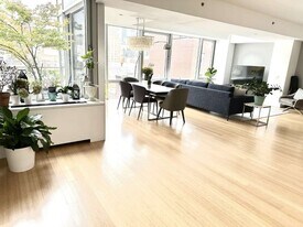 245 W 19th St, Unit PH1 in New York, NY - Building Photo