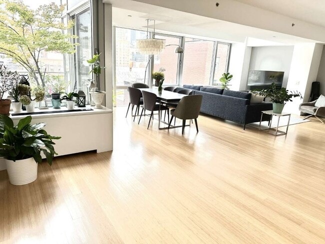 property at 245 W 19th St