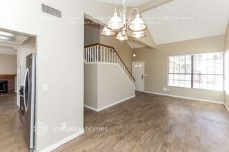 371 Bradford Dr in Henderson, NV - Building Photo - Building Photo